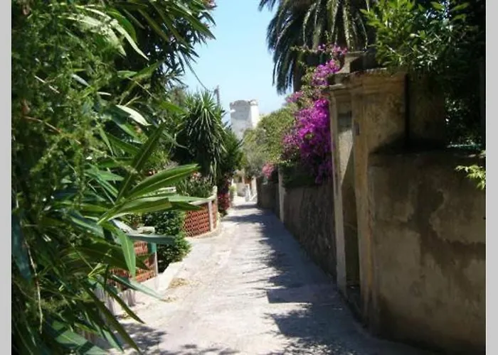 Maison Village Cosy 450m De La , 2km De La Cap Corse Holiday home