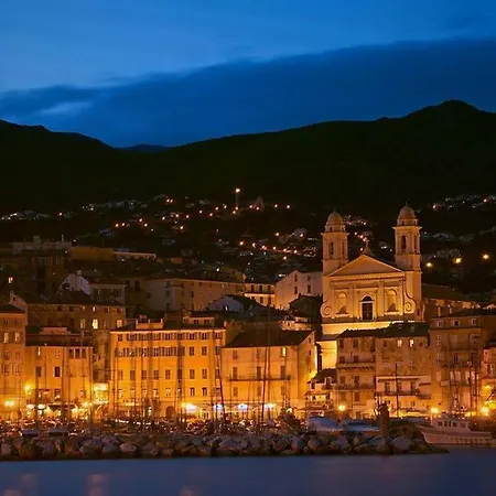 Maison Village Cosy 450m De La , 2km De La Cap Corse בית נופש