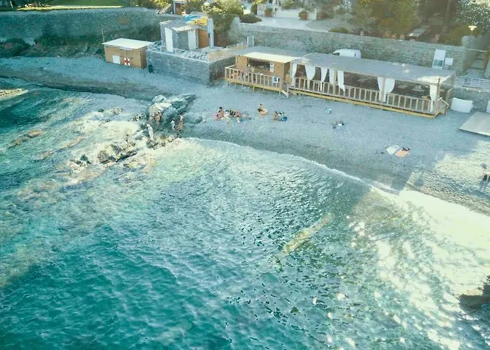 Nyaraló Maison Village Cosy 450m De La , 2km De La Cap Corse San-Martino-di-Lota